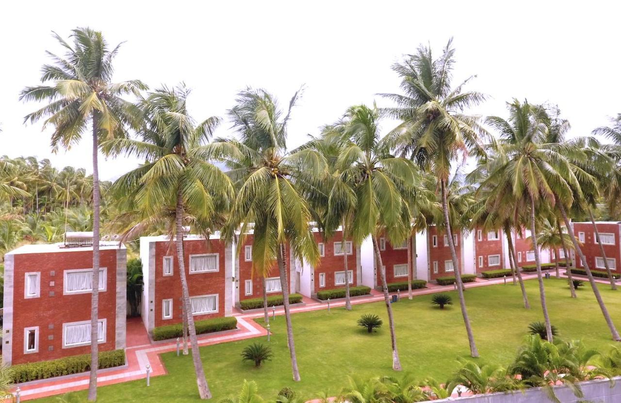 Celebrity Resort - Near Isha Yoga Alāndurai Extérieur photo