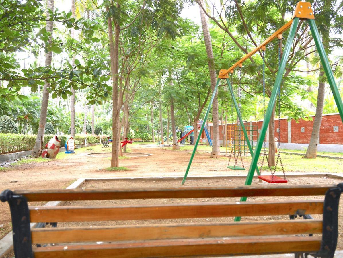 Celebrity Resort - Near Isha Yoga Alāndurai Extérieur photo